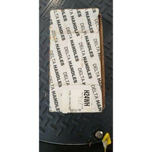 Delta H24WH Innovations Metal Handle Base Set